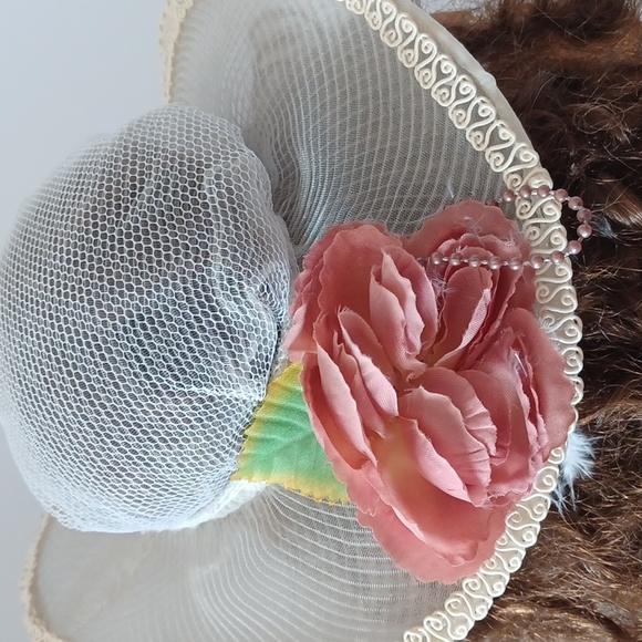 Samantha Collection by Samatha Medici Special Edition Porcelain Doll series2005 - Picture 6 of 11